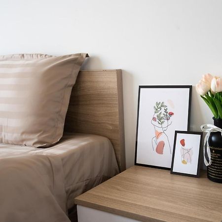 1St District/3Br Luxurious Apartment-The Soho 호치민 외부 사진
