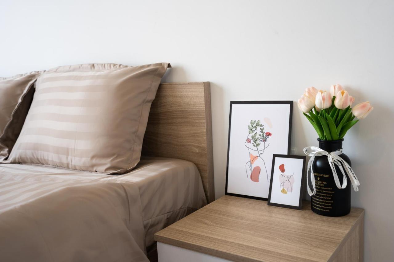 1St District/3Br Luxurious Apartment-The Soho 호치민 외부 사진